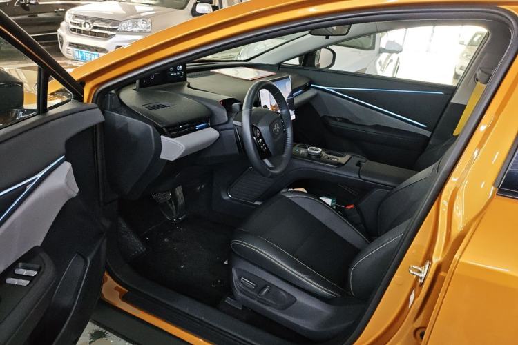 Used Toyota bZ5 2025 Model 550 PRO Smart Driving Edition Driver Seat