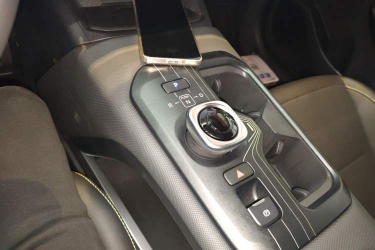 Used Toyota bZ5 2025 Model 550 PRO Smart Driving Edition Gear Lever