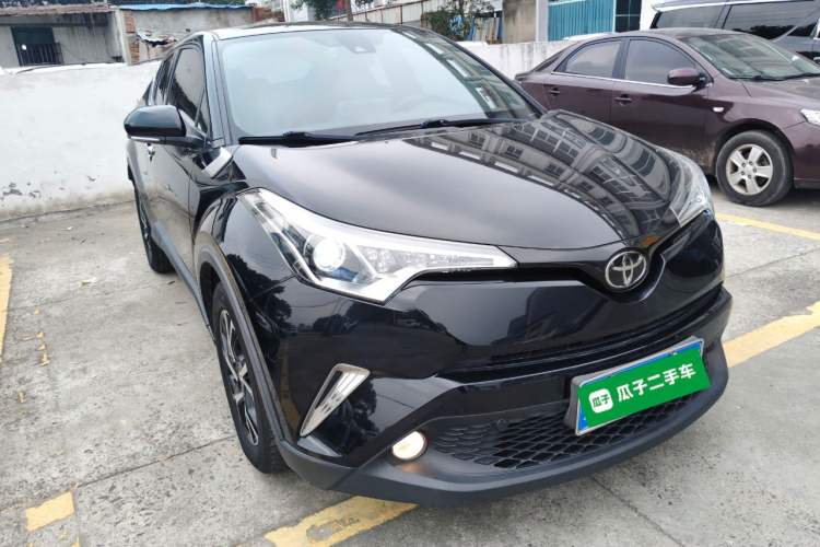 Used Toyota C-HR 2020 2.0L Leading Edition Exterior 2