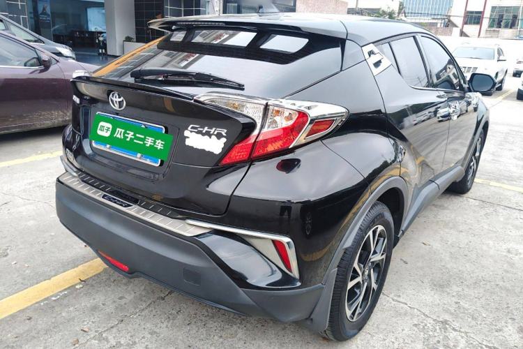 Used Toyota C-HR 2020 2.0L Leading Edition Exterior 5