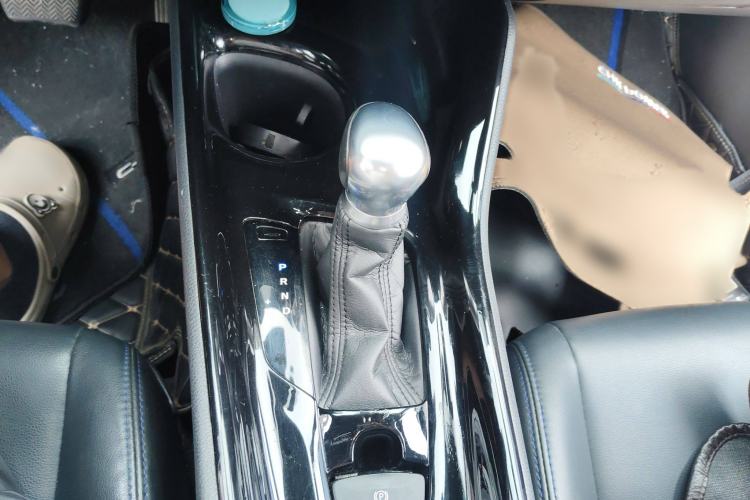 Used Toyota C-HR 2020 2.0L Leading Edition Gear Lever