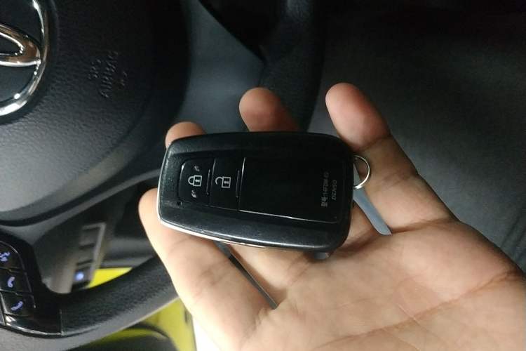 Used Toyota C-HR 2020 2.0L Leading Edition Vehicle Key