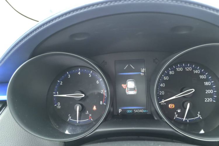 Used Toyota C-HR 2021 2.0L Comfort Edition Odometer Close Up