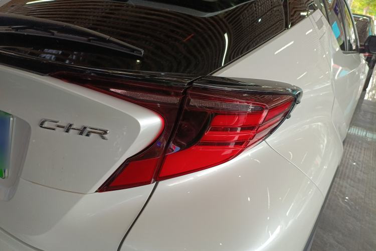 Used Toyota C-HR 2023 2.0L Luxury Edition Exterior 1