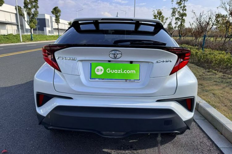 Used Toyota C-HR 2023 2.0L Luxury Edition Exterior 8