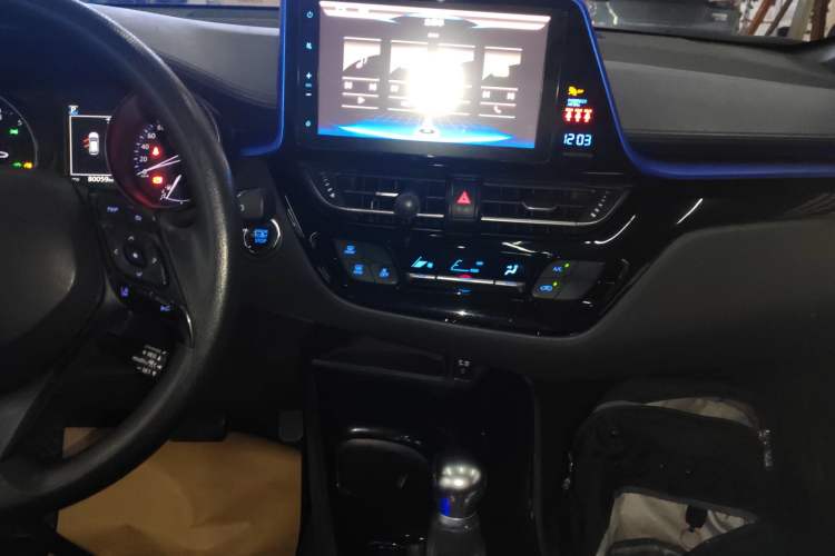Used Toyota C-HR 2018 2.0L Leading Edition China VI Audio And AC Panel