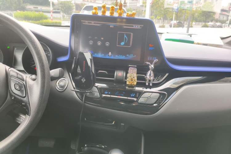 Used Toyota C-HR 2018 2.0L Leading Edition China V-standard Audio And AC Panel