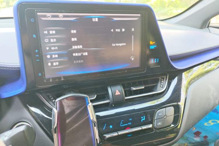 Used Toyota C-HR 2018 2.0L Leading with Sunroof China VI Standard Audio And AC Panel