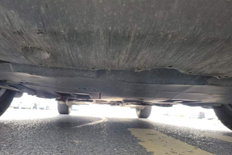 Used Toyota C-HR 2018 2.0L Leading with Sunroof China VI Standard Chassis Front