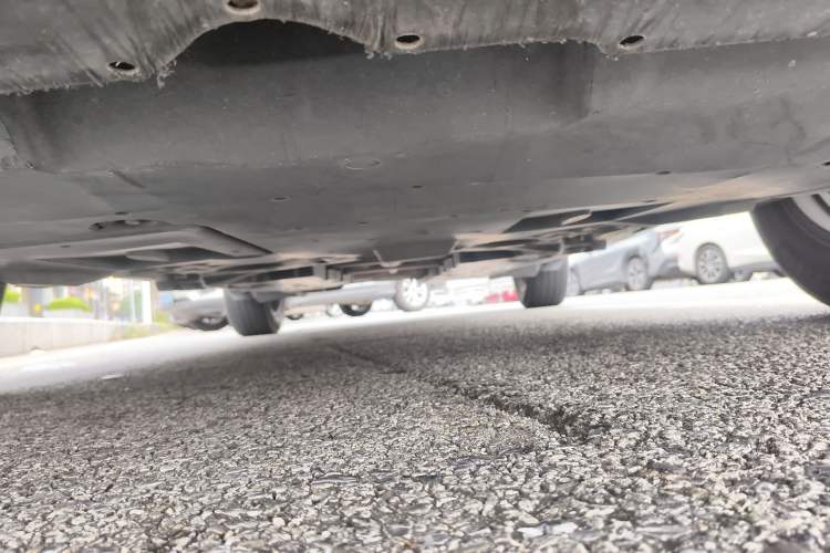 Used Toyota C-HR 2018 2.0L Leading Edition China V-standard Chassis Front