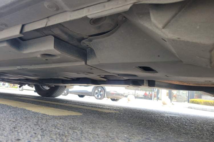 Used Toyota C-HR 2018 2.0L Leading with Sunroof China VI Standard Chassis Rear Left
