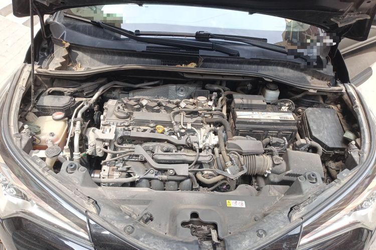 Used Toyota C-HR 2018 2.0L Leading Edition China VI Engine Bay