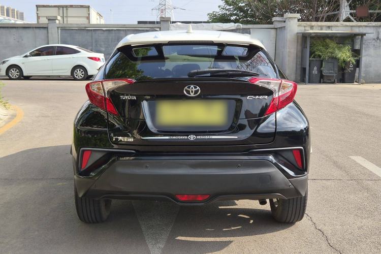 Used Toyota C-HR 2018 2.0L Leading Edition China V-standard Exterior 6