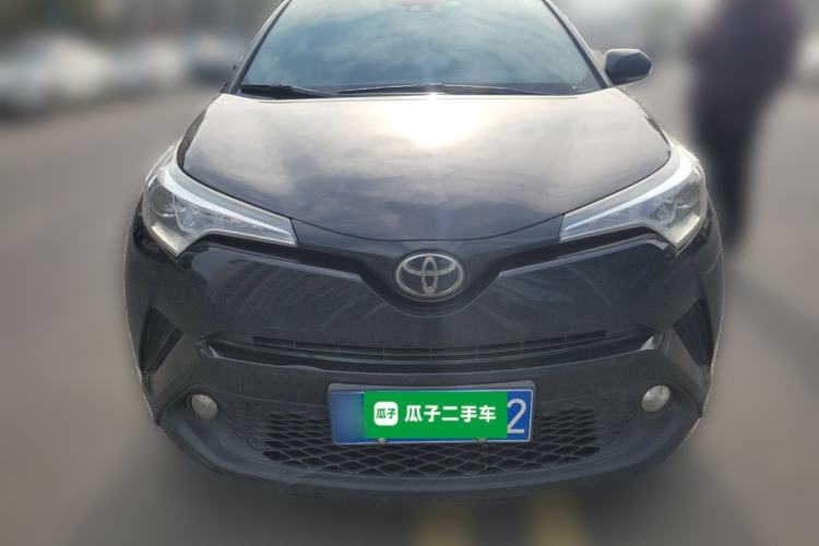 Used Toyota C-HR 2018 2.0L Leading with Sunroof China VI Standard Front
