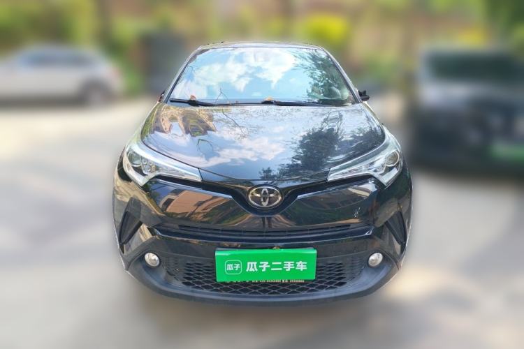 Used Toyota C-HR 2018 2.0L Leading with Sunroof China VI Standard Front