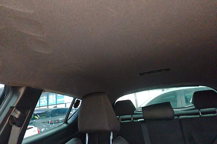 Used Toyota C-HR 2018 2.0L Elite Version China VI Standard Headliner