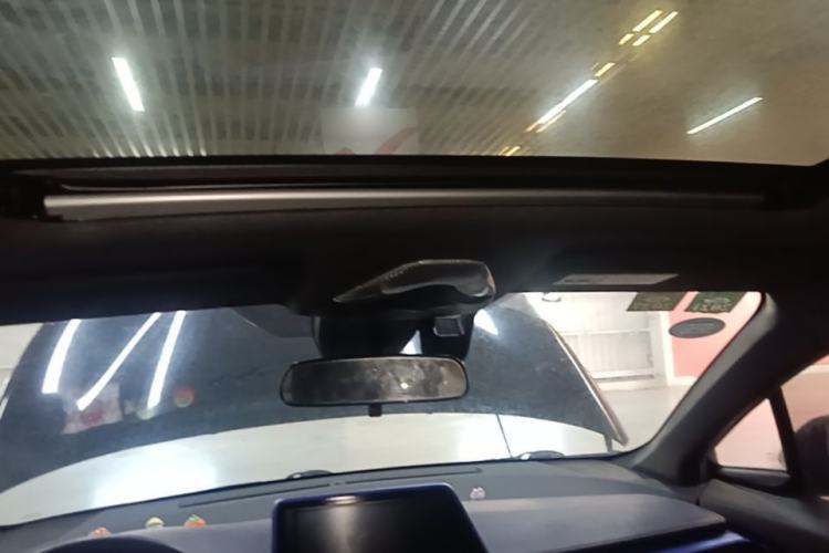 Used Toyota C-HR 2018 2.0L Leading with Sunroof China VI Standard Headliner
