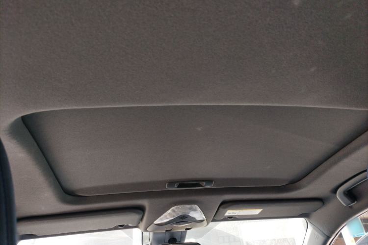 Used Toyota C-HR 2018 2.0L Leading with Sunroof China V Standard Headliner