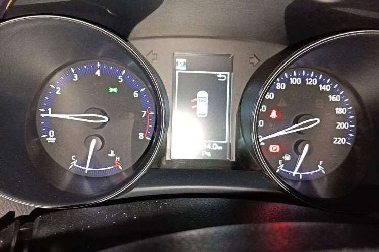 Used Toyota C-HR 2018 2.0L Luxury Sunroof Version China V Emission Standard Instrument Cluster