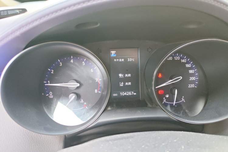 Used Toyota C-HR 2018 2.0L Leading with Sunroof China VI Standard Instrument Cluster