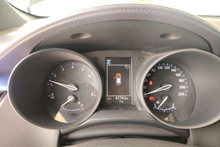 Used Toyota C-HR 2018 2.0L Luxury Sunroof Version China VI Standard Instrument Cluster