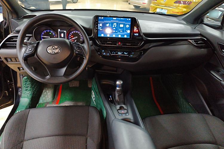 Used Toyota C-HR 2018 2.0L Elite Version China VI Standard Interior 2