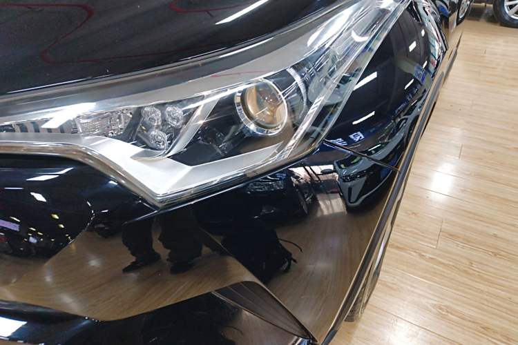 Used Toyota C-HR 2018 2.0L Elite Version China VI Standard Left Front Headlight