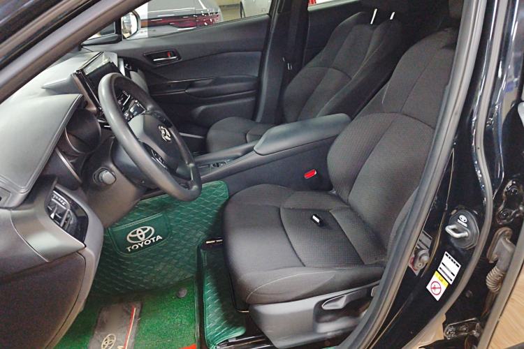 Used Toyota C-HR 2018 2.0L Elite Version China VI Standard Left Front Seat
