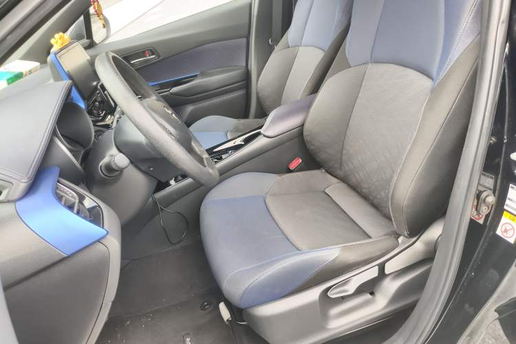 Used Toyota C-HR 2018 2.0L Leading Edition China V-standard Left Front Seat