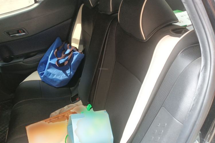 Used Toyota C-HR 2018 2.0L Leading Edition China VI Left Rear Seat