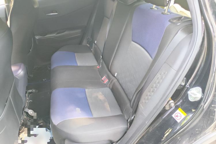 Used Toyota C-HR 2018 2.0L Leading with Sunroof China VI Standard Left Rear Seat