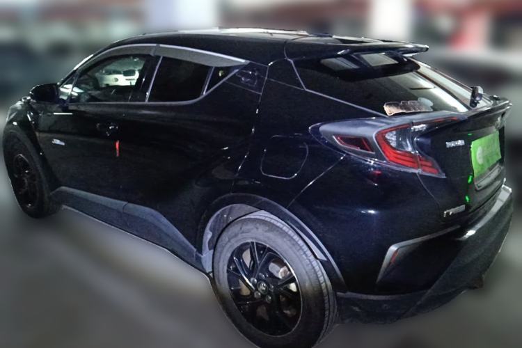 Used Toyota C-HR 2018 2.0L Luxury Sunroof Version China V Emission Standard Rear Left 45 Deg