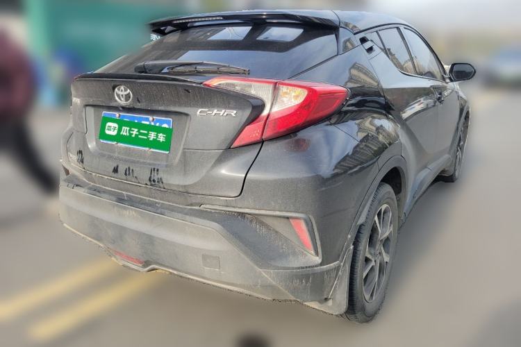 Used Toyota C-HR 2018 2.0L Leading with Sunroof China VI Standard Rear Right 45 Deg