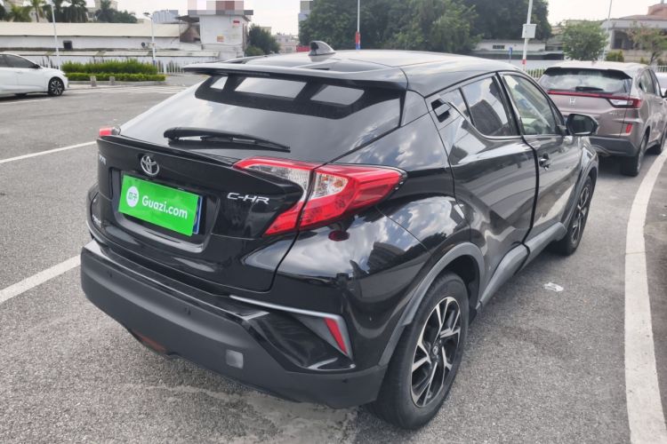 Used Toyota C-HR 2018 2.0L Leading Edition China V-standard Rear Right 45 Deg