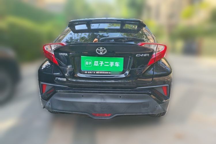 Used Toyota C-HR 2018 2.0L Leading with Sunroof China VI Standard Rear