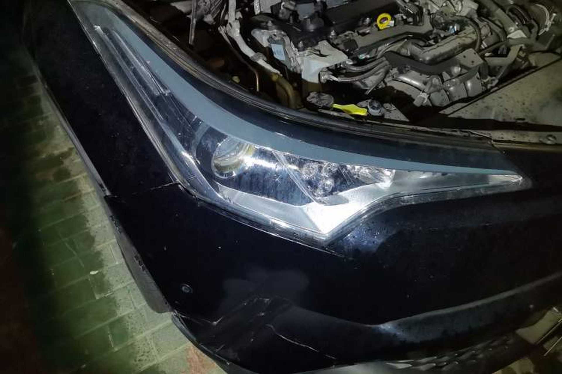 Used Toyota C-HR 2018 2.0L Leading with Sunroof China V Standard Right Front Headlight