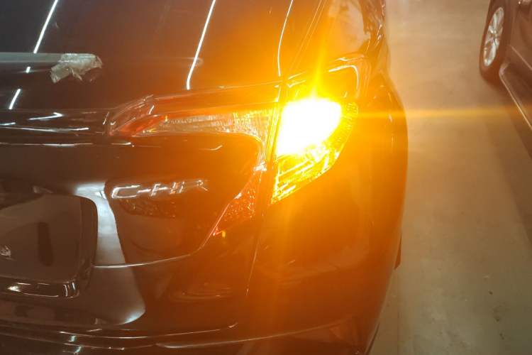 Used Toyota C-HR 2018 2.0L Leading Edition China VI Right Rear Taillight