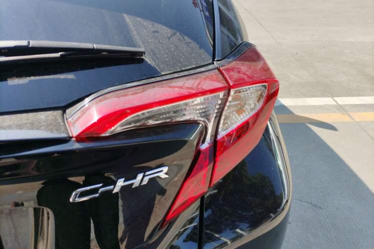 Used Toyota C-HR 2018 2.0L Leading with Sunroof China V Standard Right Rear Taillight