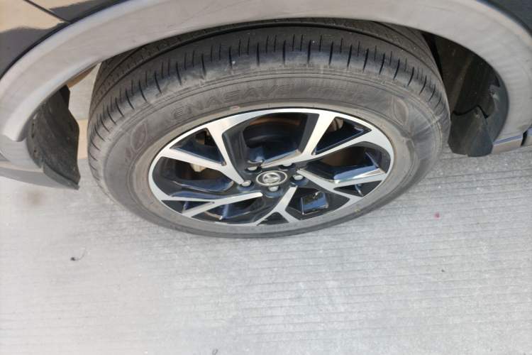 Used Toyota C-HR 2018 2.0L Leading with Sunroof China V Standard Right Rear Wheel Hub