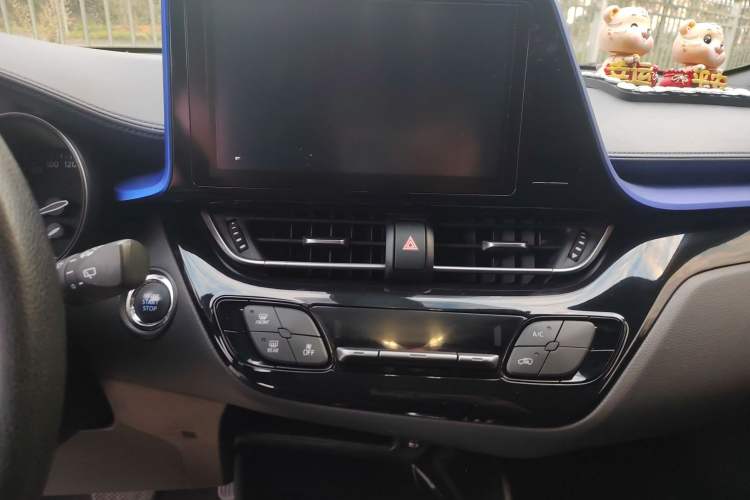 Used Toyota C-HR 2018 2.0L Leading Edition China V-standard Audio And AC Panel