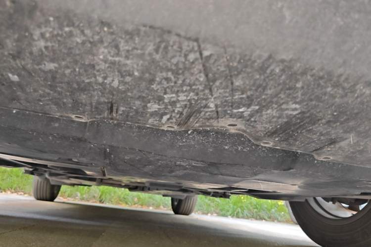 Used Toyota C-HR 2018 2.0L Leading Edition China VI Chassis Front
