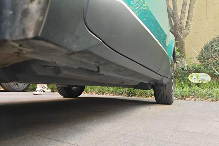 Used Toyota C-HR 2018 2.0L Leading Edition China VI Chassis Front Left