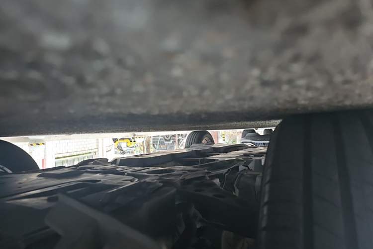 Used Toyota C-HR 2018 2.0L Luxury Edition China V Standard Chassis Front Right