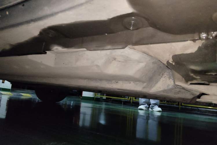 Used Toyota C-HR 2018 2.0L Leading Edition China V-standard Chassis Front Right