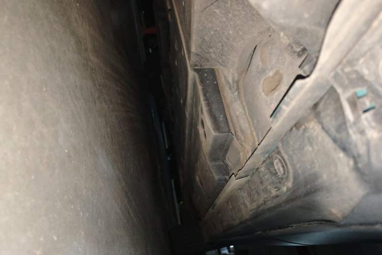 Used Toyota C-HR 2018 2.0L Flagship Version China V Standard Chassis Rear Right