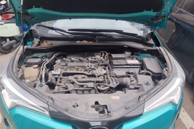 Used Toyota C-HR 2018 2.0L Leading Edition China V-standard Engine Bay