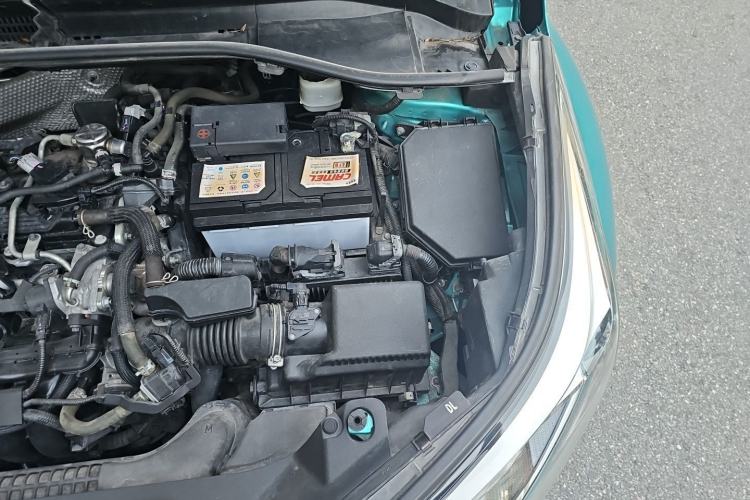Used Toyota C-HR 2018 2.0L Luxury Edition China V Standard Engine Bay Left
