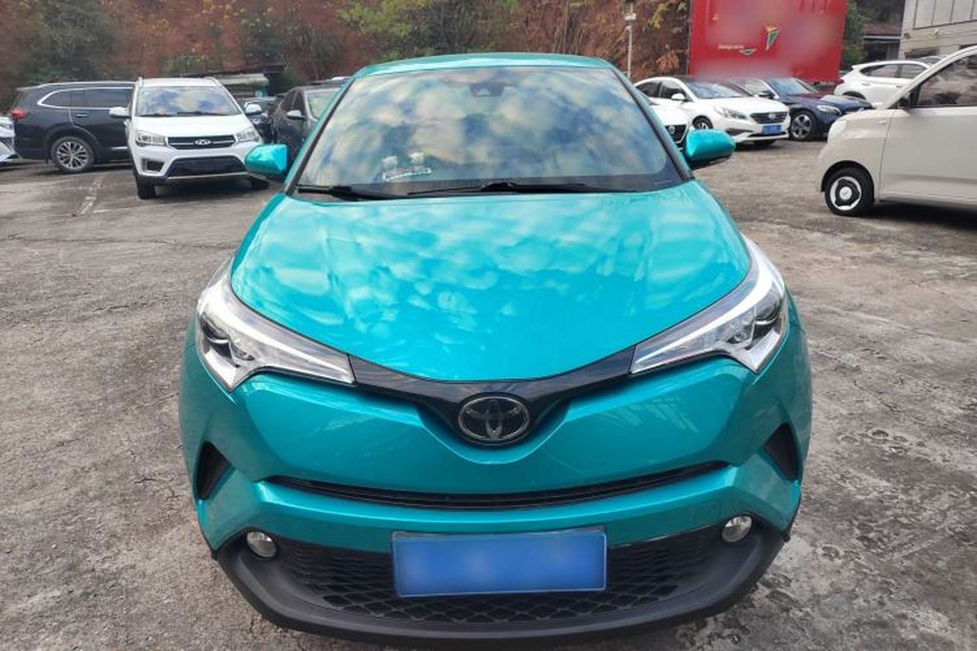 Used Toyota C-HR 2018 2.0L Leading Edition China V-standard Exterior 1