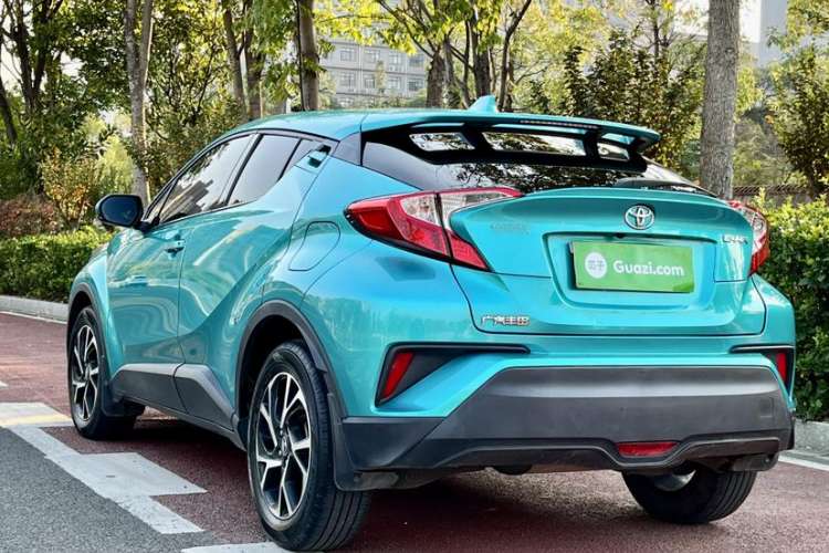 Used Toyota C-HR 2018 2.0L Leading with Sunroof China VI Standard Exterior 2