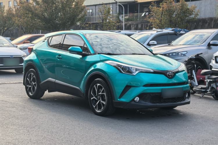 Used Toyota C-HR 2018 2.0L Leading Edition China V-standard Exterior 2